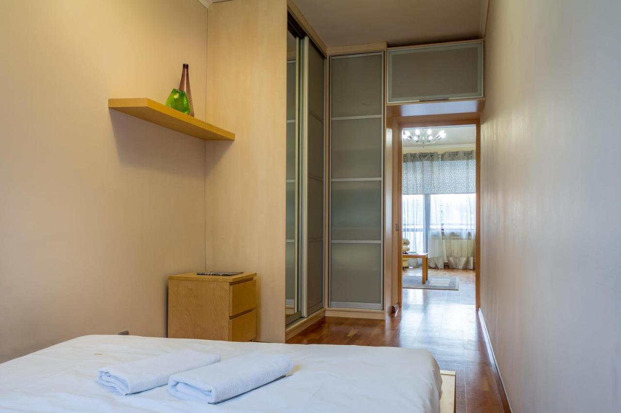 Apartment On Triokhsviatytelska